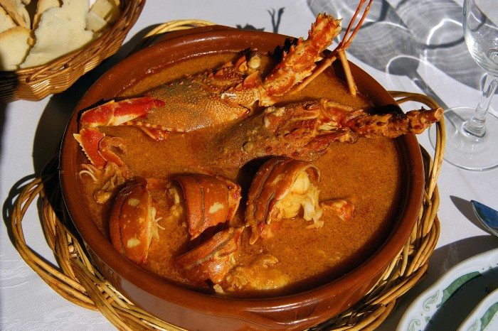 Gastronomie, Caldereta de langosta
