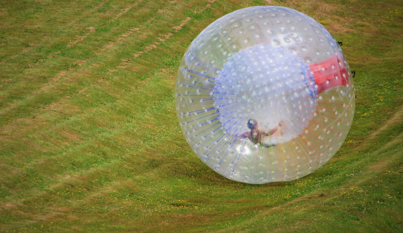 Abenteuerurlaub, Aktivitäten. Zorbing, Neuseeland