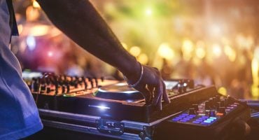 Die besten Diskotheken auf Ibiza: Wo die Party niemals endet