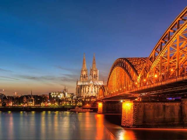 Buchen Sie Flug und Hotel für Köln günstig bei Opodo