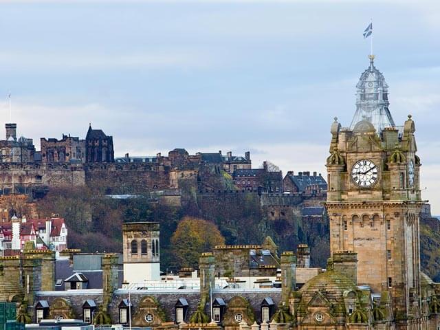 Buchen Sie Flug und Hotel für Edinburgh günstig bei Opodo