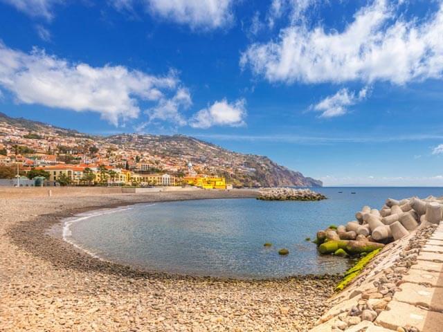 Buchen Sie Flug und Hotel für Funchal günstig bei Opodo