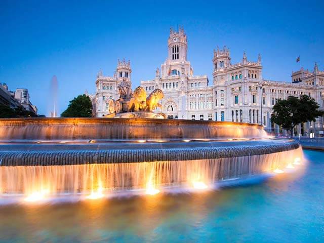 Buchen Sie Flug und Hotel für Madrid günstig bei Opodo